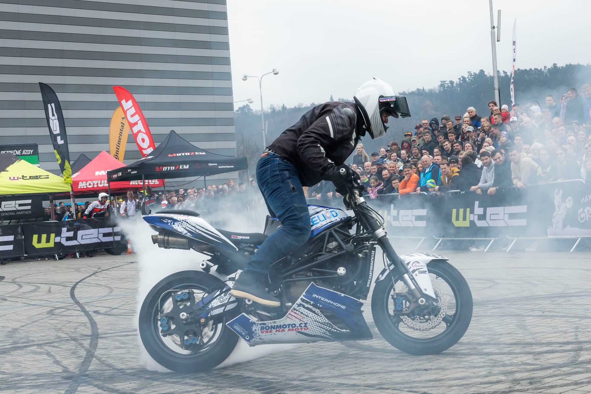 MOTOSHOW